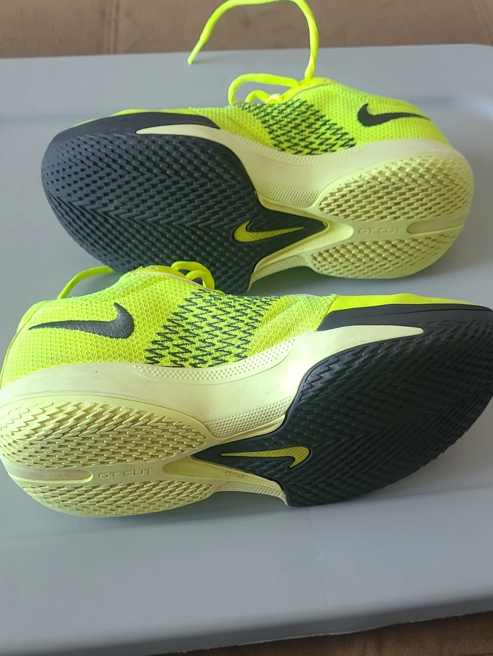 Nike GT Academy Neon Yellow and Black Athletic Sneakers Size 7.5